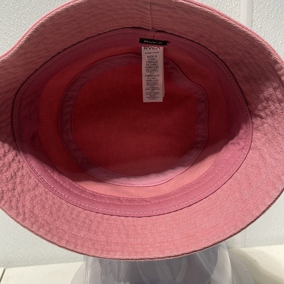RVCA womens Drop In The Bucket Hat new with tags perfect gift for the holidays - Picture 2 of 2